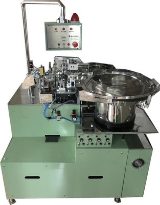 プラグ機械をつける高性能電池のパックの一貫作業円柱Ultracapacitor